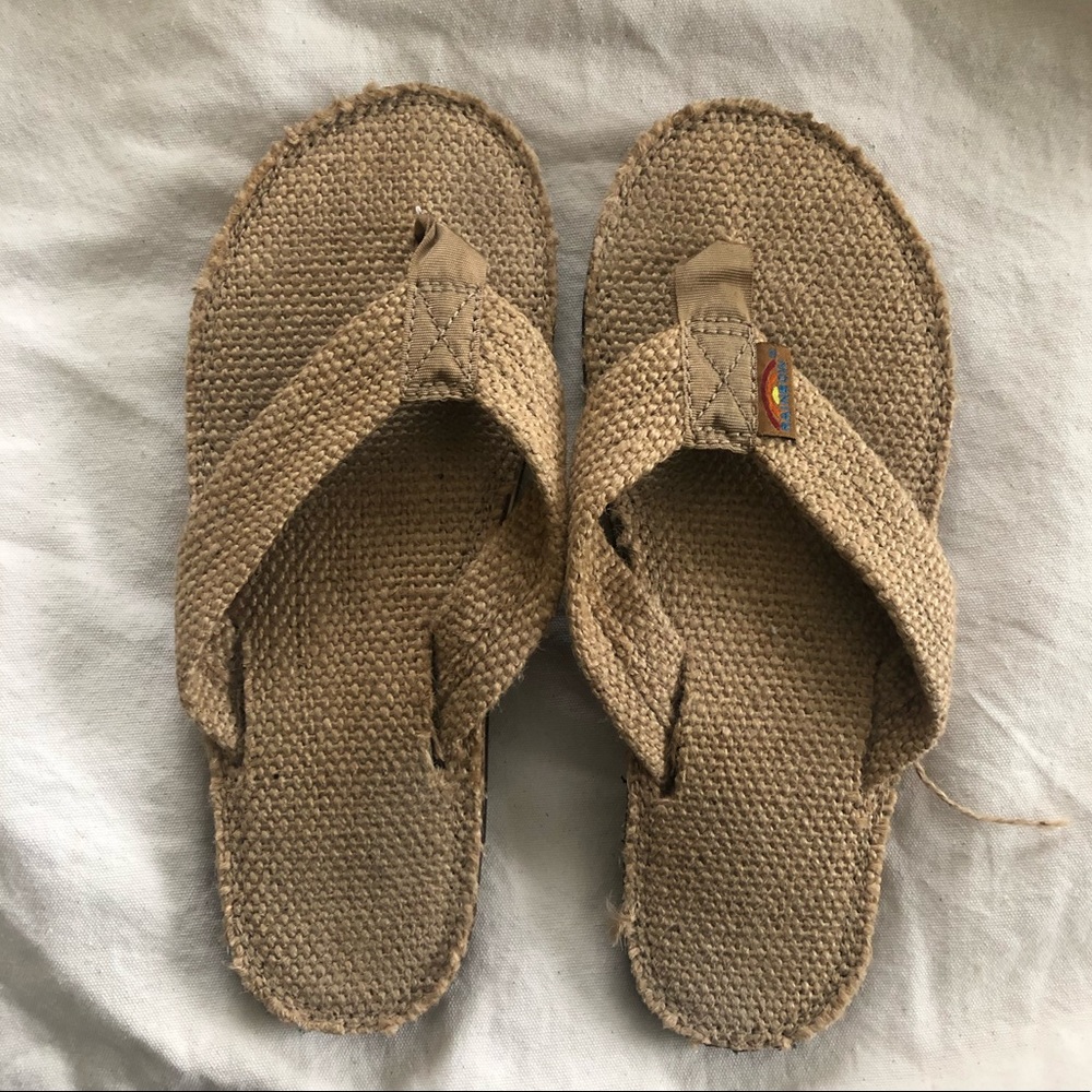 Rainbow sandals 5.5